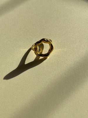 Open image in slideshow, Ivy Ring- Gold
